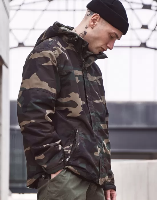 Мъжка ветровка в камуфлаж Brandit woodland, Пролет / Есен - Hoodstyle.bg