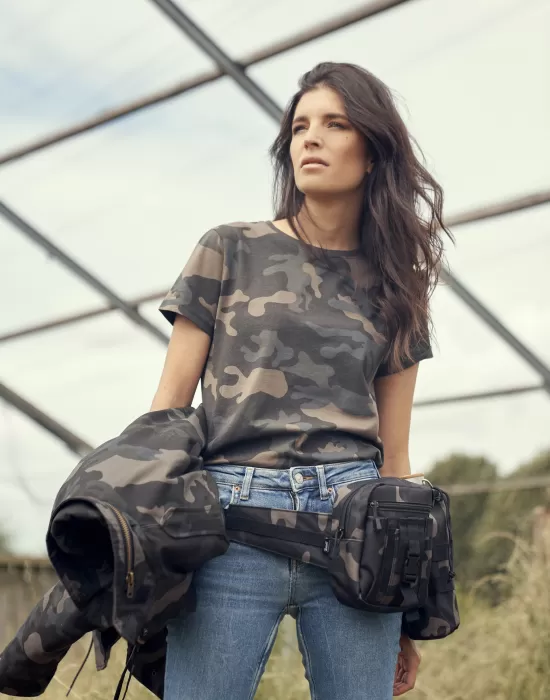 Дамска тениска в тъмен камуфлажен десен Brandit, Блузи и Ризи - Hoodstyle.bg