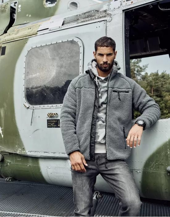 Мъжко яке от плюшен полар в сиво Brandit, Зимни якета - Hoodstyle.bg