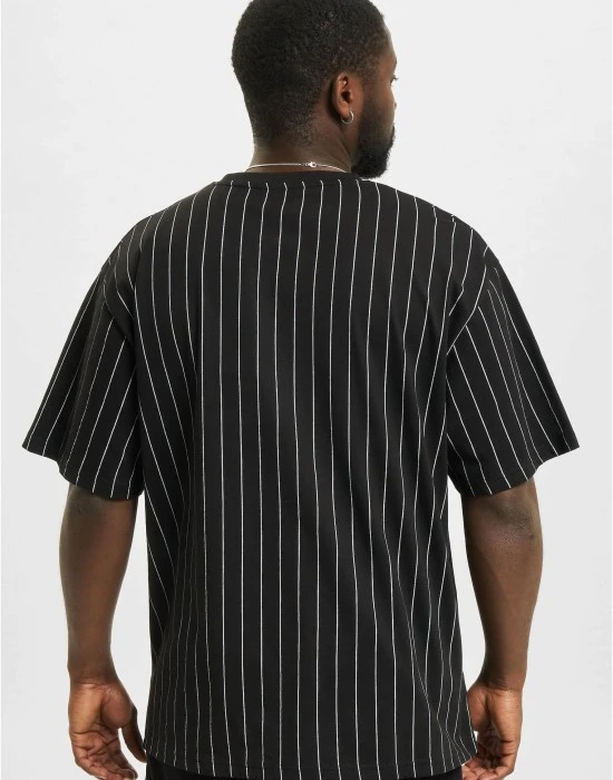 Мъжка тениска в черно Rocawear Coles, Тениски - Hoodstyle.bg