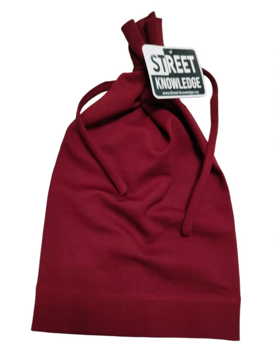 Бийни шапка в бордо Beanie Street Knowledge, Шапки бийнита - Hoodstyle.bg
