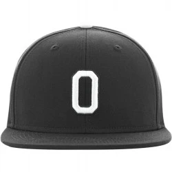 Шапка с козирка в сив и черен цвят Letter Snapback O