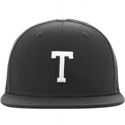 Шапка с козирка в сив и черен цвят Letter Snapback T 