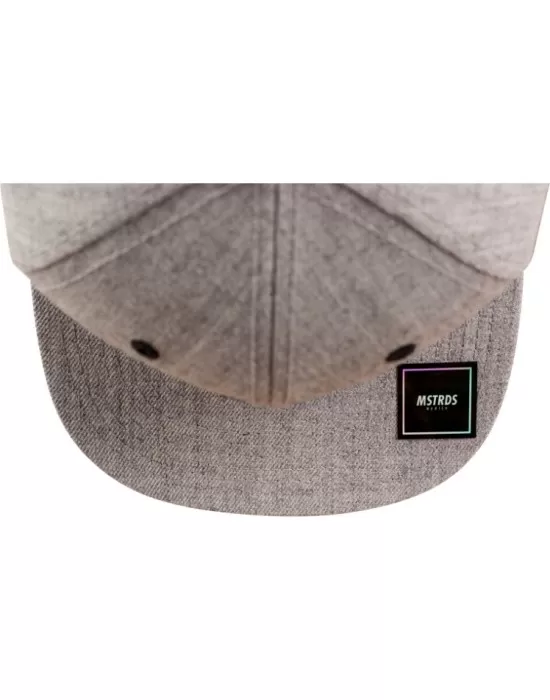 Шапка с козирка в сив и черен цвят Letter Snapback W, Шапки с козирка - Hoodstyle.bg