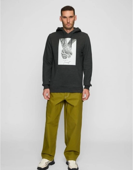 Мъжки суичър в тъмносив цвят Mister Tee Trust 2.0, Суичъри - Hoodstyle.bg