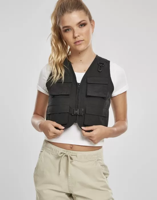 Дамска жилетка без ръкави в черно от Urban Classics Ladies Short Tactical Vest, Жилетки - Hoodstyle.bg
