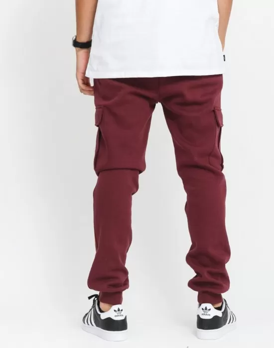 Мъжко карго долнище в тъмночервен цвят Urban Classics, Долнища - Hoodstyle.bg