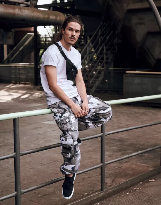 Мъжки карго панталони в сив камуфлаж Brandit Pure Vintage, Панталони - Hoodstyle.bg
