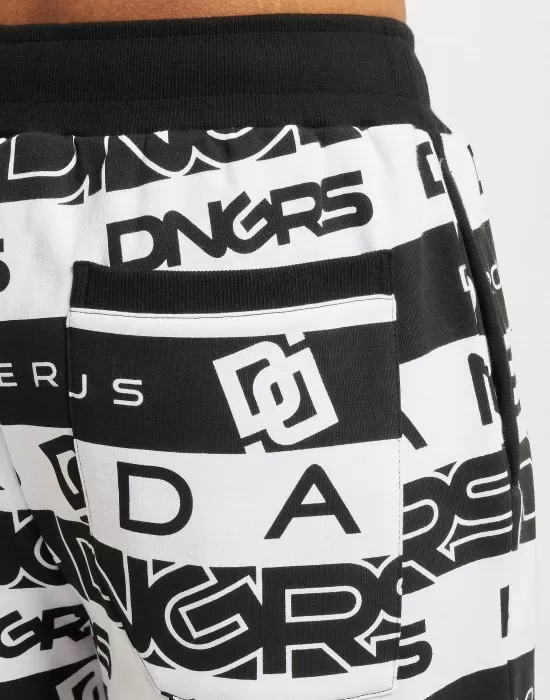Мъжки анцуг в черно и бяло Dangerous DNGRS Oversized, Анцузи - Hoodstyle.bg