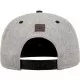Шапка с козирка в сиво Letter Snapback L, Шапки с козирка - Hoodstyle.bg
