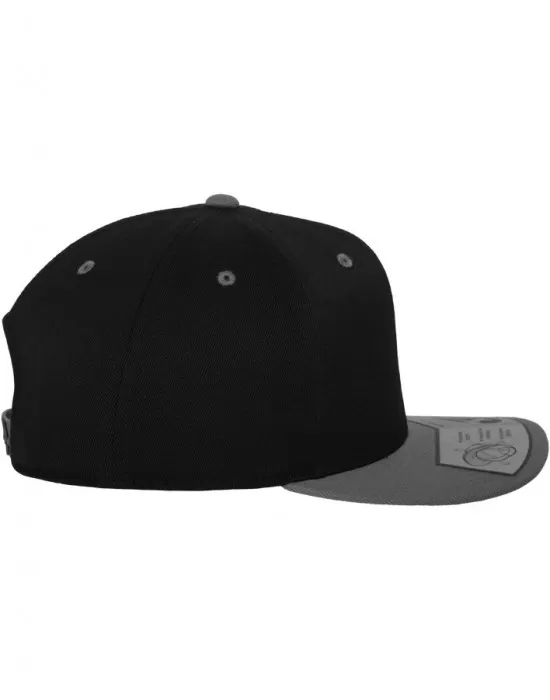 Шапка с козирка 110 Fitted Snapback, Шапки с козирка - Hoodstyle.bg