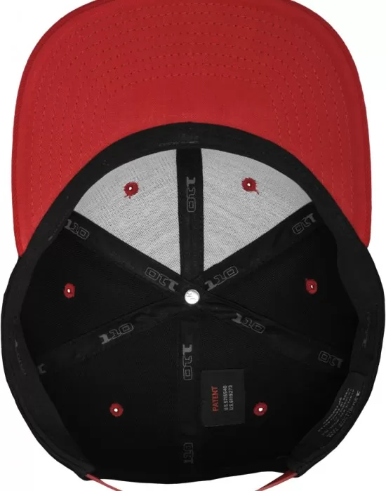 Шапка с козирка в черно 110 Fitted Snapback, Шапки с козирка - Hoodstyle.bg