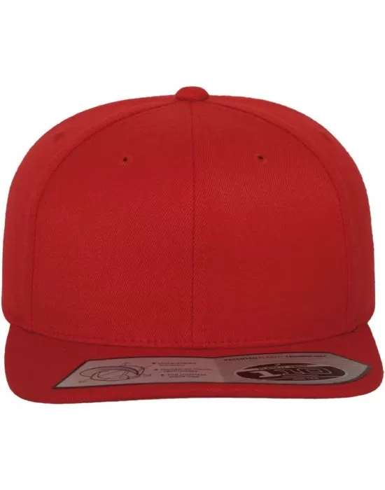 Шапка с козирка в червено 110 Fitted Snapback, Шапки с козирка - Hoodstyle.bg