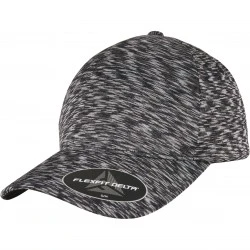 Шапка с козирка в черен меланж FLEXFIT DELTA UNIPANEL CAP melange black 