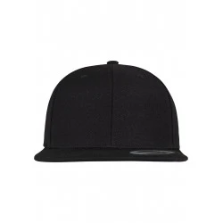 Шапка с козирка в черно Bandana Tie Snapback 