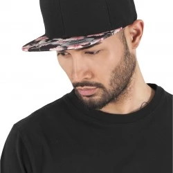 Шапка с козирка в черно Floral Snapback