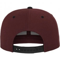 Шапка с козирка в кафяво Mister Tee Classic Snapback 2-Tone