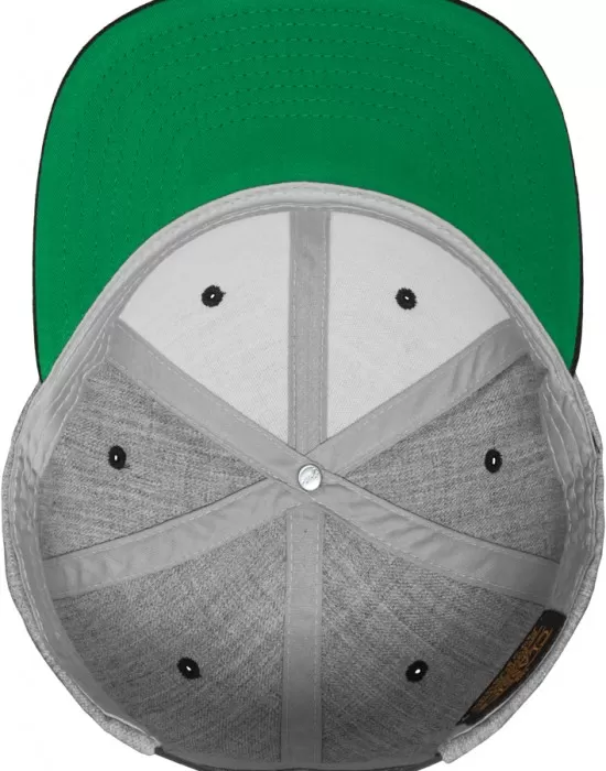 Сива шапка с козирка в черно Mister Tee Classic Snapback 2-Tone, Шапки с козирка - Hoodstyle.bg