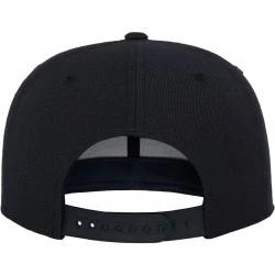 Шапка с козирка в черно Classic Snapback