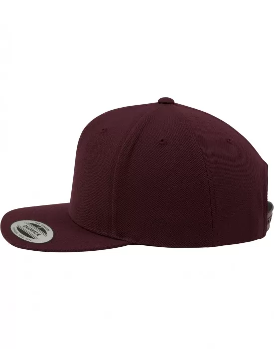 Шапка с козирка в бордо Classic Snapback, Шапки с козирка - Hoodstyle.bg