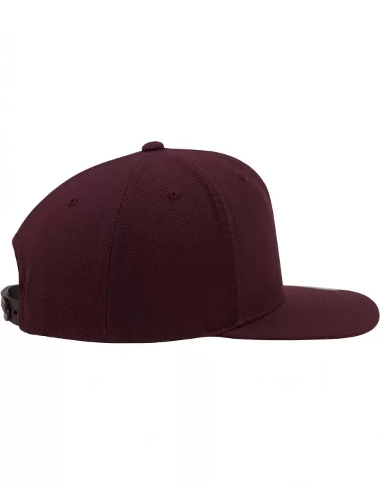Шапка с козирка в бордо Classic Snapback, Шапки с козирка - Hoodstyle.bg