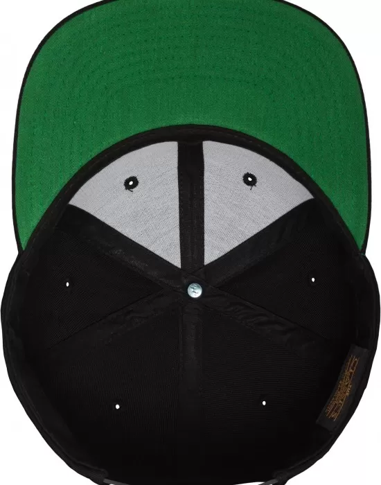Шапка с козирка в черно Classic Snapback, Шапки с козирка - Hoodstyle.bg
