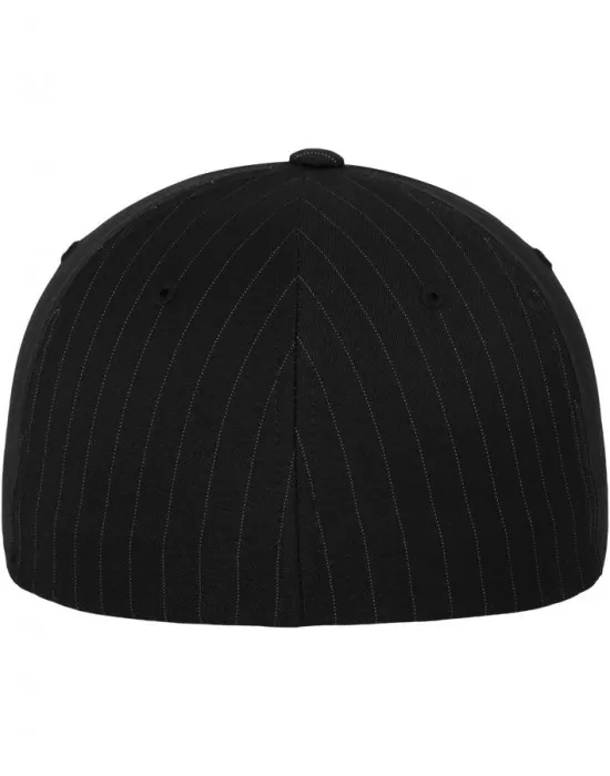 Шапка с козирка в черно Flexfit Pinstripe, Шапки с козирка - Hoodstyle.bg