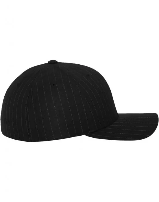 Шапка с козирка в черно Flexfit Pinstripe, Шапки с козирка - Hoodstyle.bg