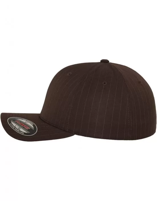 Шапка с козирка в кафяво Flexfit Pinstripe, Шапки с козирка - Hoodstyle.bg