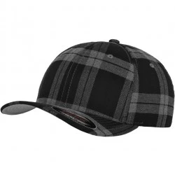 Шапка с козирка в черно и сиво Flexfit Tartan Plaid