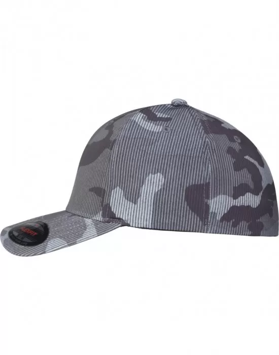 Шапка с козирка в камуфлажно сиво Flexfit Camo Stripe Cap C&S, Шапки с козирка - Hoodstyle.bg