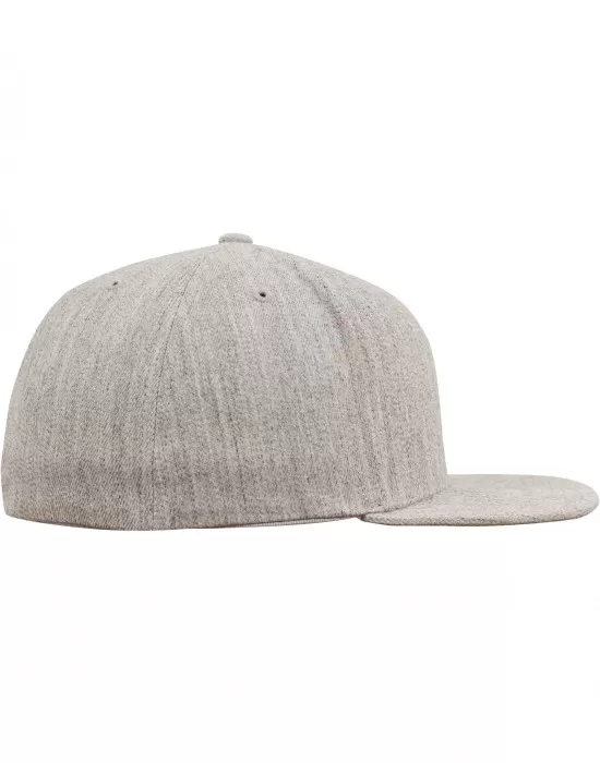 Шапка с козирка в сиво Flexfit Flat Visor, Шапки с козирка - Hoodstyle.bg