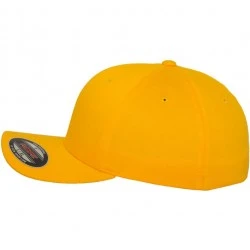 Шапка с козирка в жълто Flexfit Wooly Combed