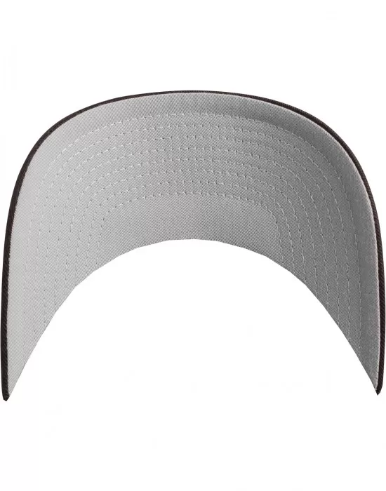 Шапка с козирка в кафяво Flexfit Wooly Combed, Шапки с козирка - Hoodstyle.bg