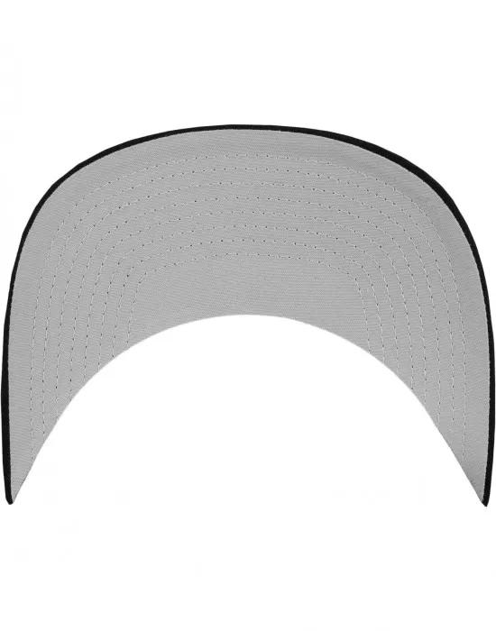 Шапка с козирка в черно и бяло Flexfit Mesh Trucker, Шапки с козирка - Hoodstyle.bg
