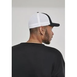 Шапка с козирка в черно и бяло Flexfit Ultrafibre & Airmesh 