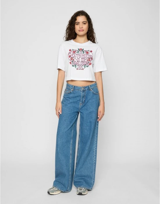 Дамска тениска в бял цвят Miss Tee Hotter Delusion Ladies Short Overized, Тениски - Hoodstyle.bg