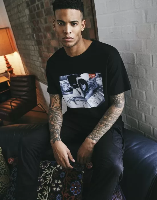 Мъжка тениска в черен цвят Mister Tee Thousand Likes, Тениски - Hoodstyle.bg
