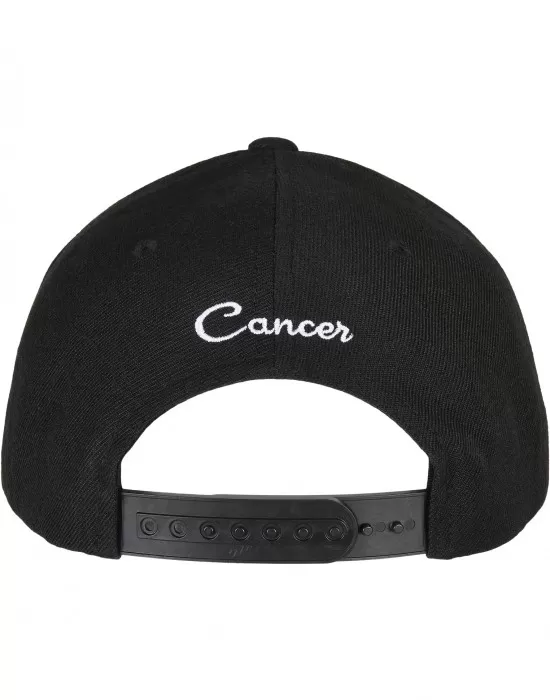 Шапка с козирка в черно Mister Tee Zodiac YP, Шапки с козирка - Hoodstyle.bg