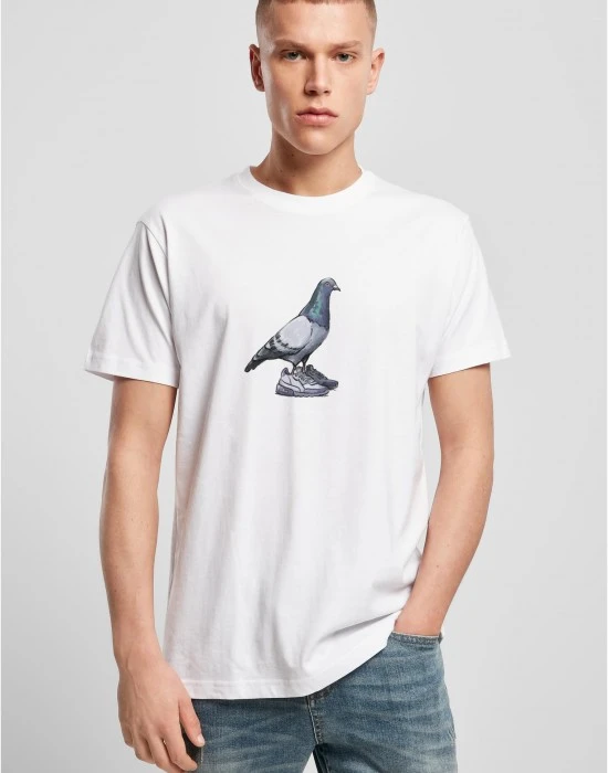 Мъжка тениска в бял цвят Mister Tee Dove Sneaker, Тениски - Hoodstyle.bg