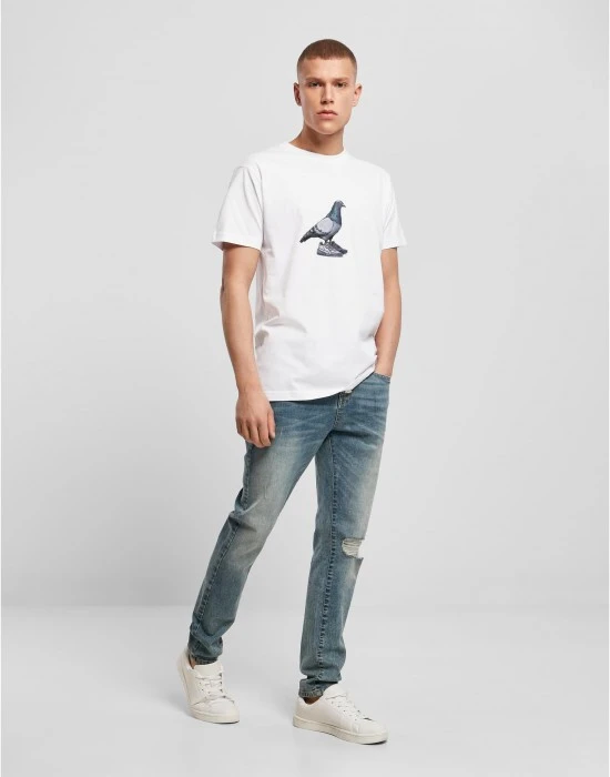Мъжка тениска в бял цвят Mister Tee Dove Sneaker, Тениски - Hoodstyle.bg