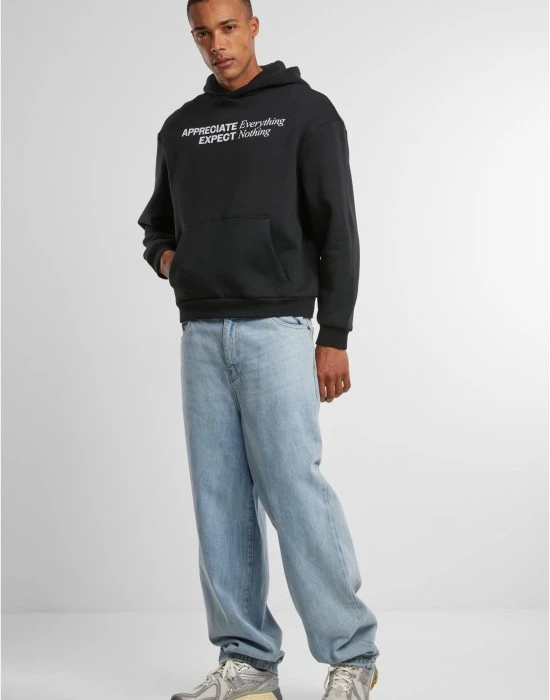 Мъжки суичър в черно Mister Tee Appreciate & Respect, Суичъри - Hoodstyle.bg