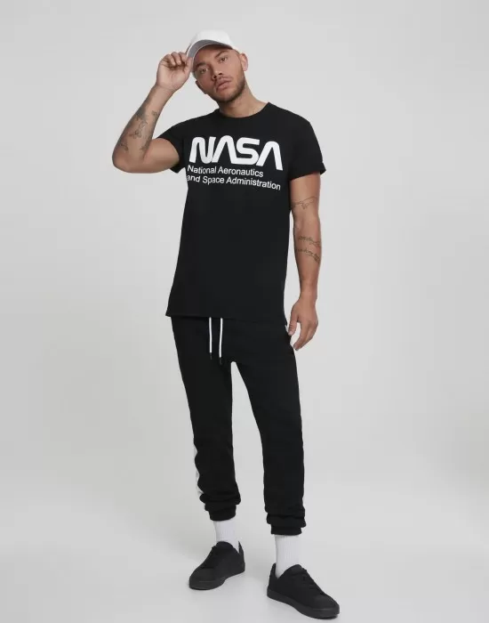 Мъжка черна тениска Mister Tee NASA Wormlogo, Тениски - Hoodstyle.bg