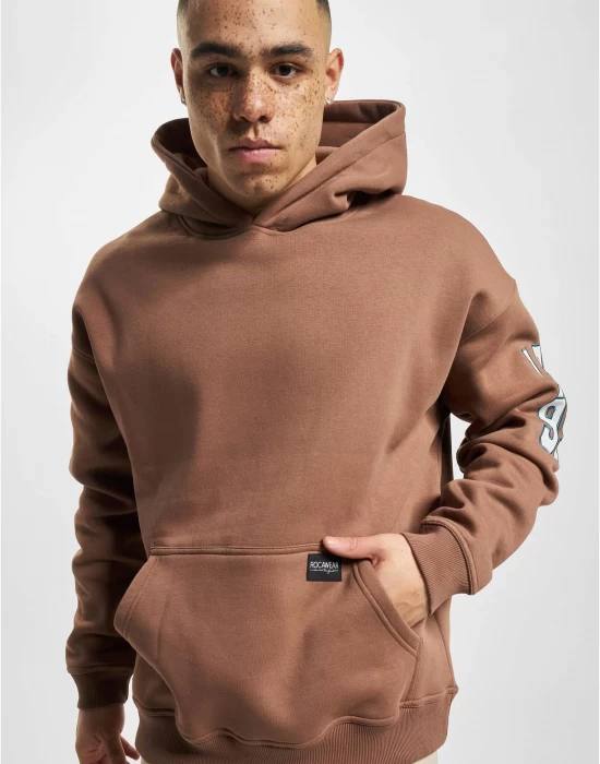 Мъжки суичър в кафяво Rocawear Louisville, Суичъри - Hoodstyle.bg