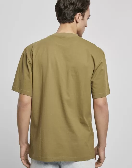 Мъжка изчистена тениска в маслинен цвят Urban Classics Tall tiniolive, Тениски - Hoodstyle.bg