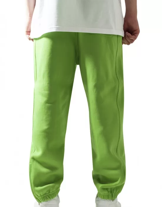 Мъжко изчистено долнище в зелен цвят Urban Classics TB014B limegreen, Долнища - Hoodstyle.bg