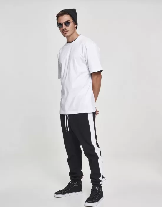 Мъжка тениска с цветни маншети Urban Classics Tall в бяло wht/blk, Тениски Tall Tees - Hoodstyle.bg