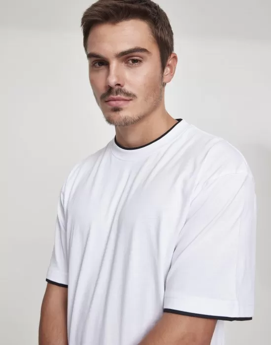 Мъжка тениска с цветни маншети Urban Classics Tall в бяло wht/blk, Тениски Tall Tees - Hoodstyle.bg