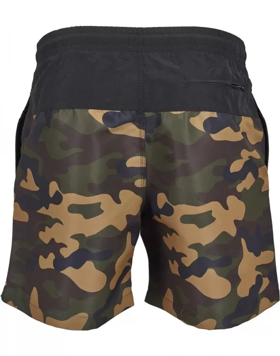 Мъжки бански в черно и камуфлажен цвят Urban Classics Block, Къси панталони - Hoodstyle.bg