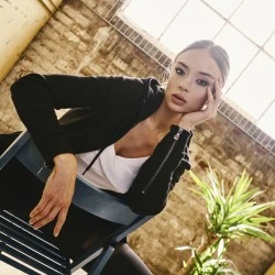 Дамски суичър в черно Urban Classics Ladies Sweat Parka